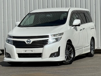 Used Nissan Elgrand 2011 for sale - 79387772: Photo