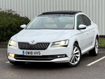 Used Skoda Superb 2018 for sale - 78878793: Photo