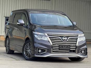 Used Nissan Elgrand 2015 for sale - 79774766: Photo