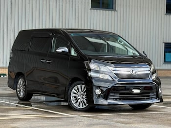 Used Toyota Vellfire 2014 for sale - 79292107: Photo