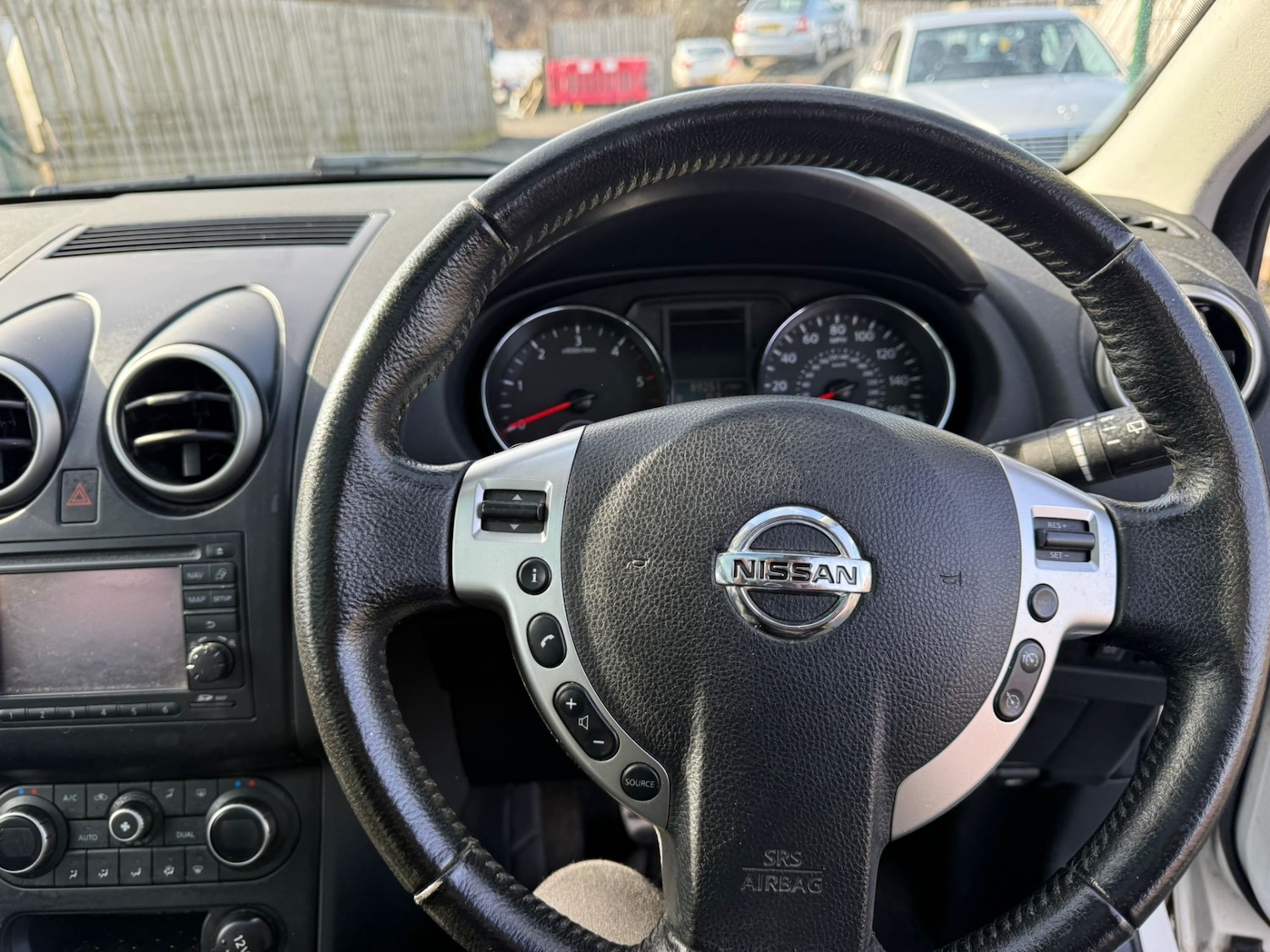 Used Nissan Qashqai 2012 for sale - 77797292: Photo 11