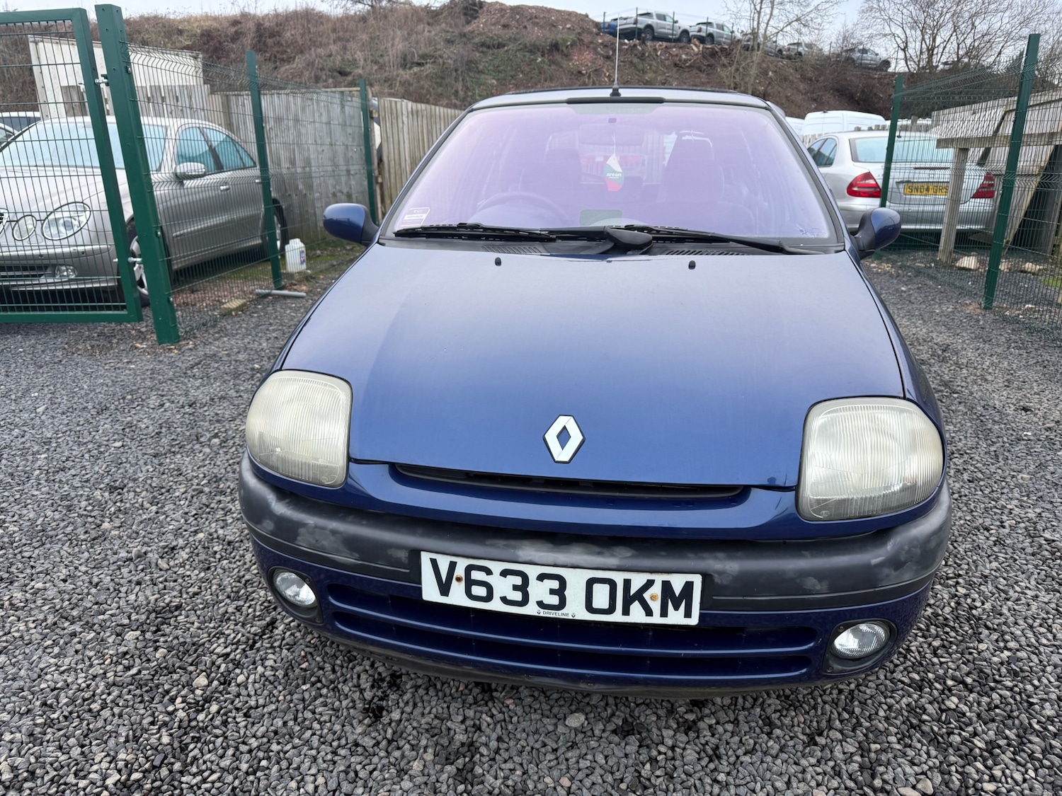 Used Renault Clio 1999 for sale - 77557011: Photo 2