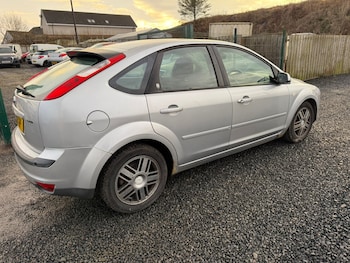 Used Ford Focus 2005 for sale - 77242005: Photo