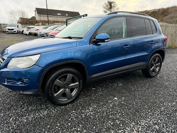 Used Volkswagen Tiguan 2010 for sale - 76815157: Photo