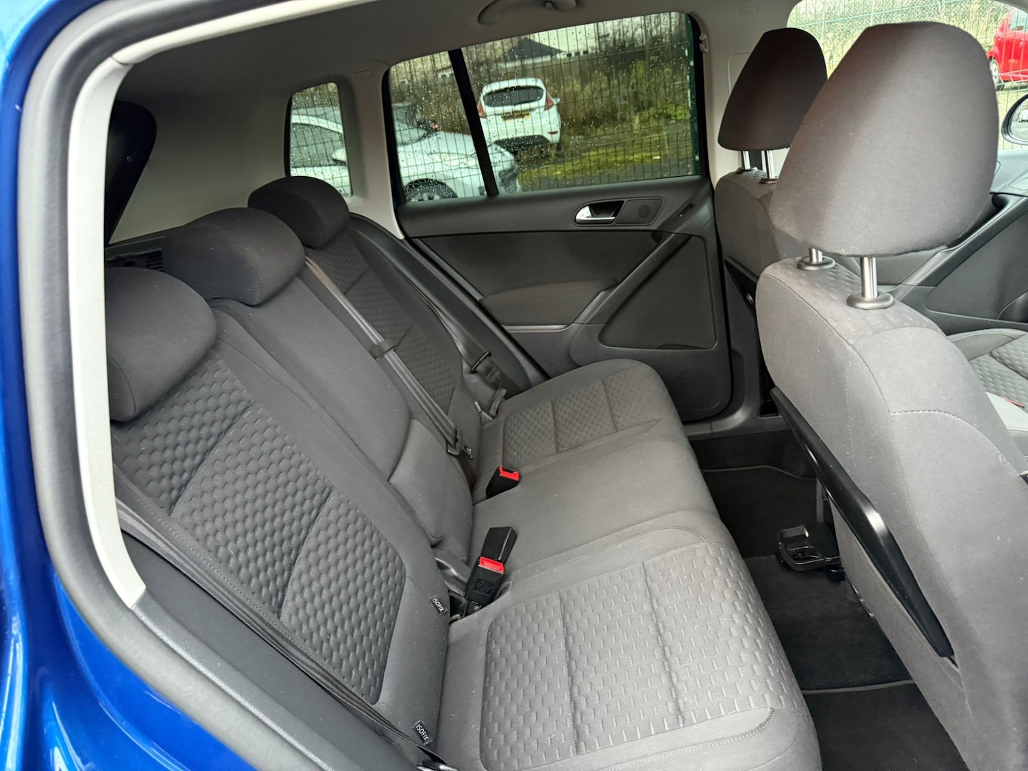 Used Volkswagen Tiguan 2010 for sale - 76815157: Photo 8