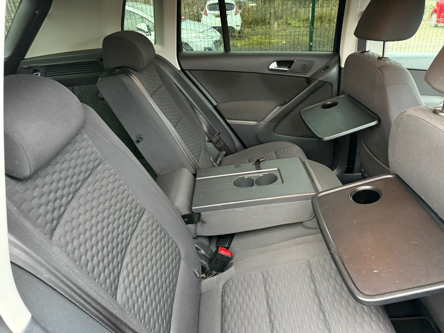 Used Volkswagen Tiguan 2010 for sale - 76815157: Photo 9