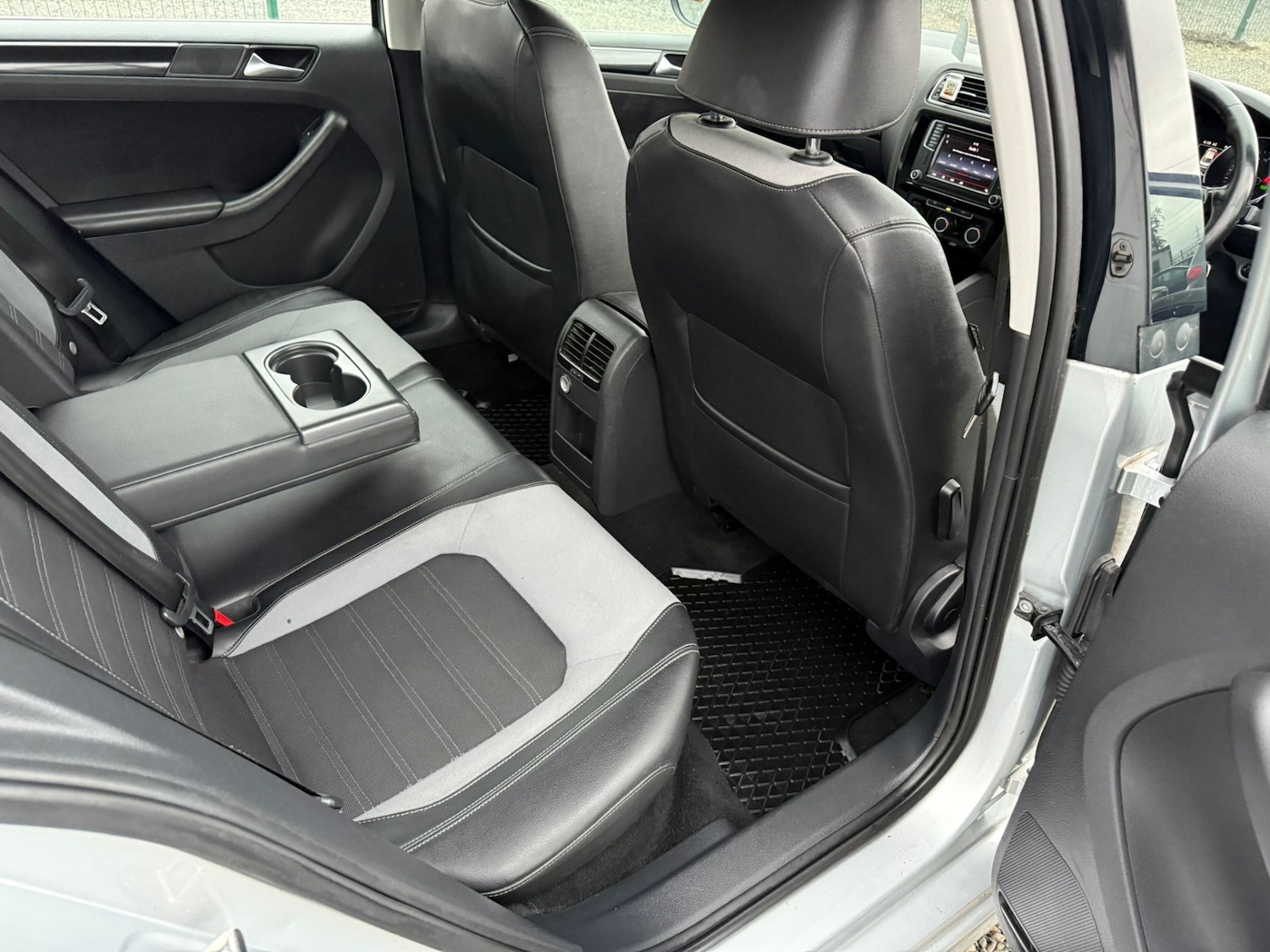 Used Volkswagen Jetta 2016 for sale - 76178571: Photo 19