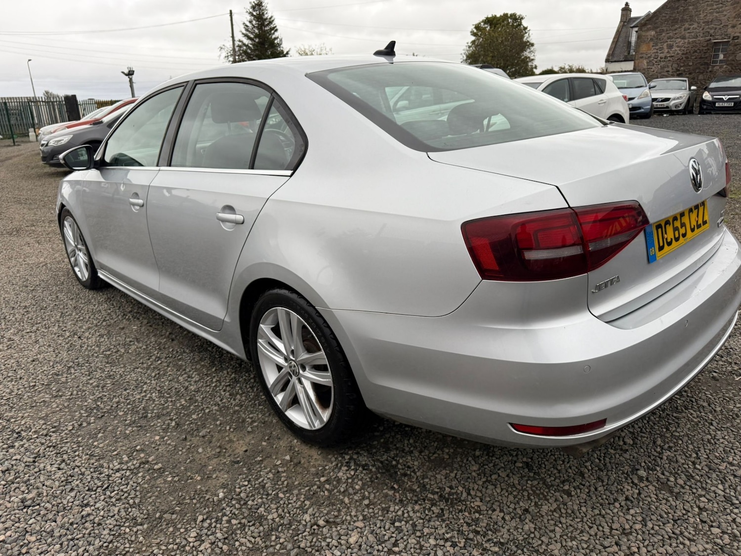 Used Volkswagen Jetta 2016 for sale - 76178571: Photo 6