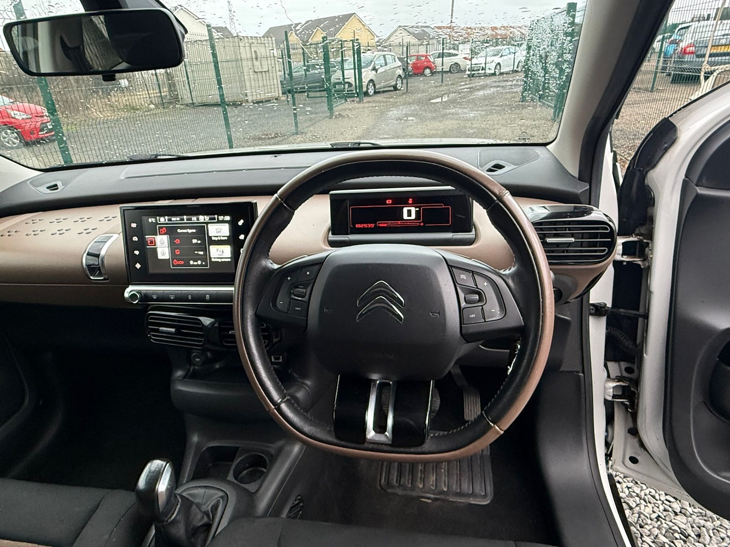 Used Citroen C4 Cactus 2014 for sale - 77834068: Photo 12