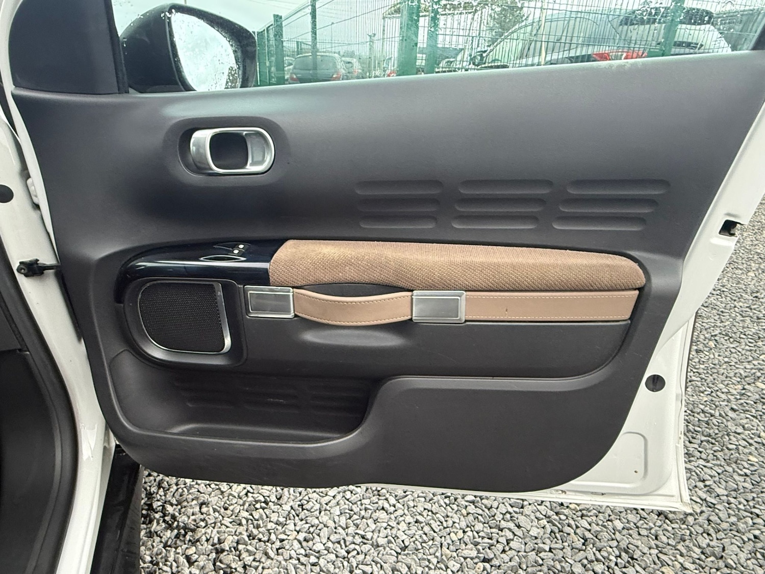 Used Citroen C4 Cactus 2014 for sale - 77834068: Photo 22