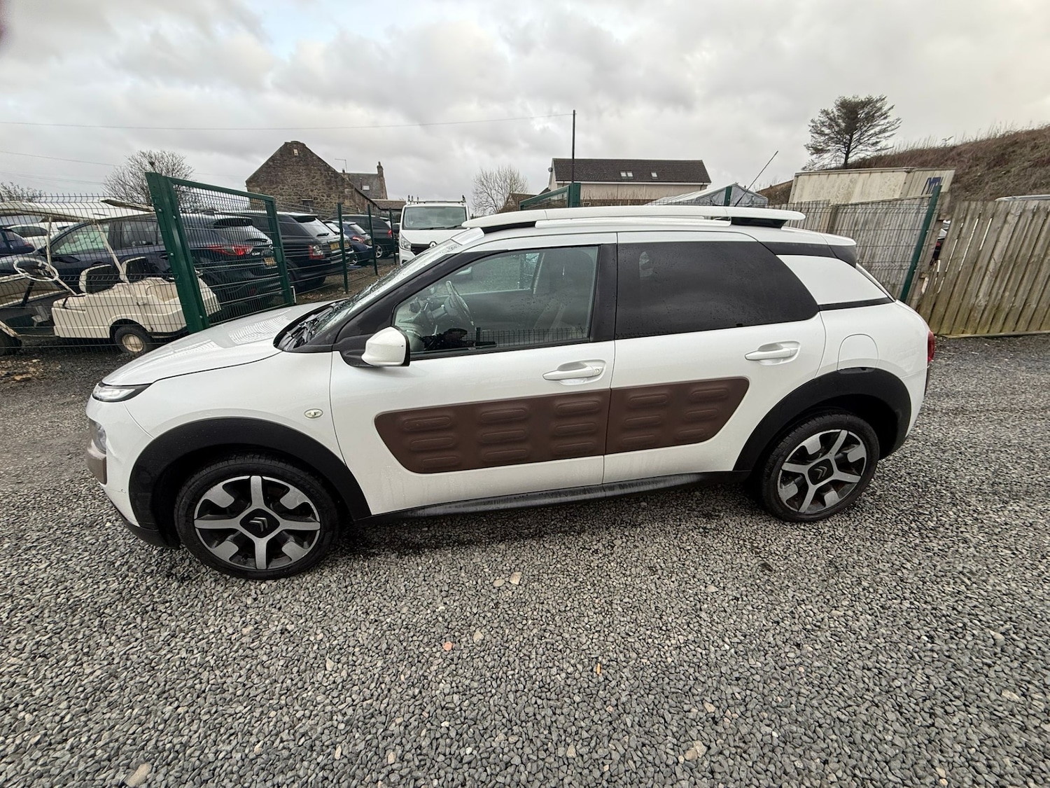 Used Citroen C4 Cactus 2014 for sale - 77834068: Photo 9