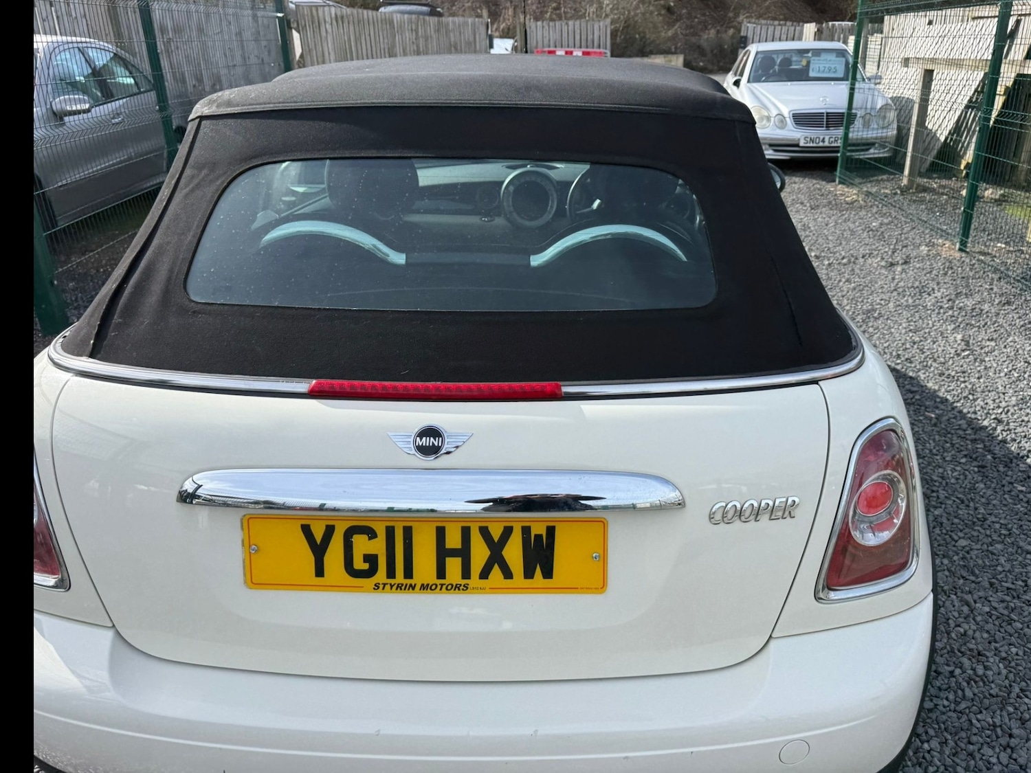 Used MINI Convertible 2011 for sale - 77980805: Photo 12