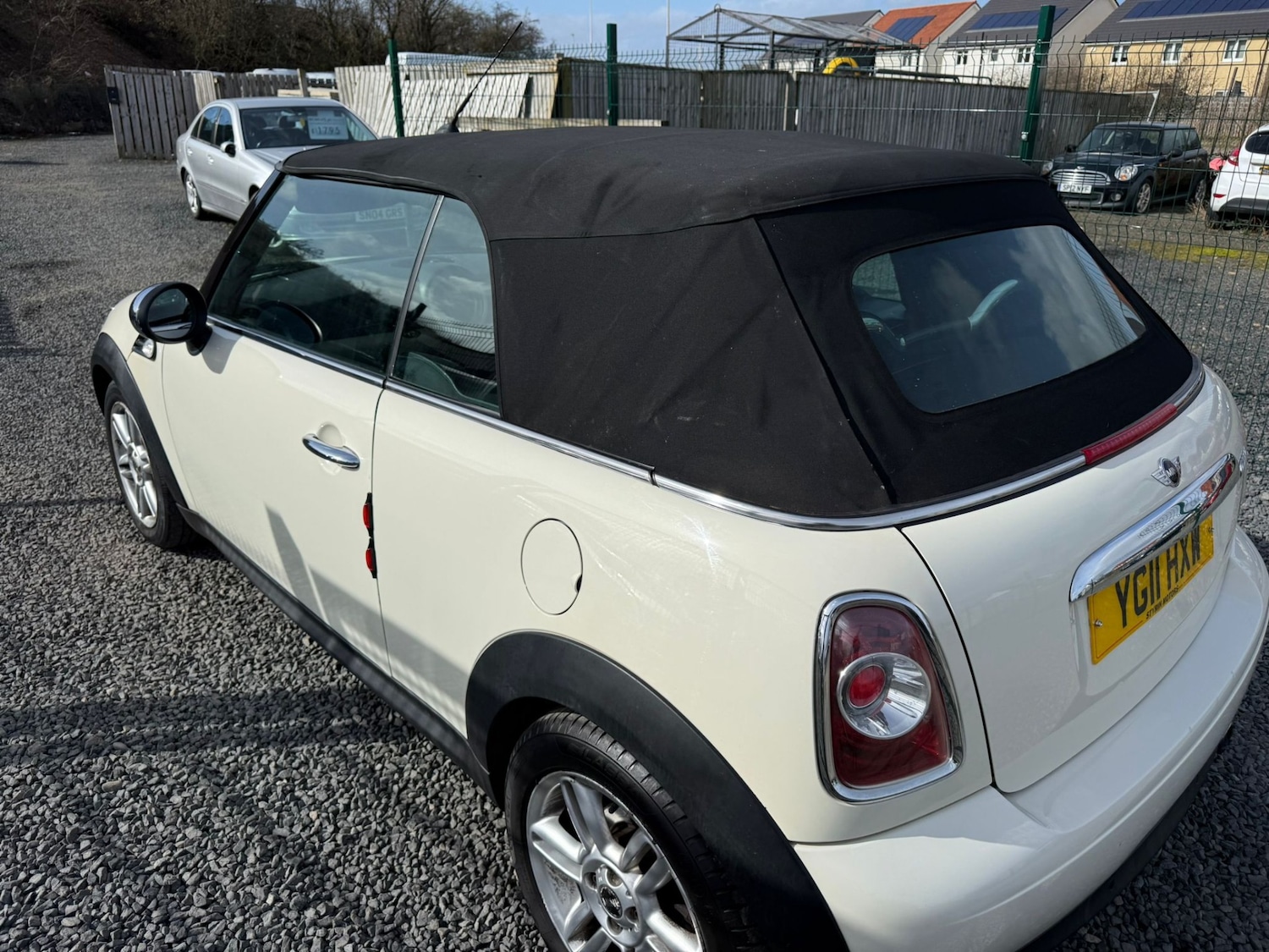 Used MINI Convertible 2011 for sale - 77980805: Photo 13