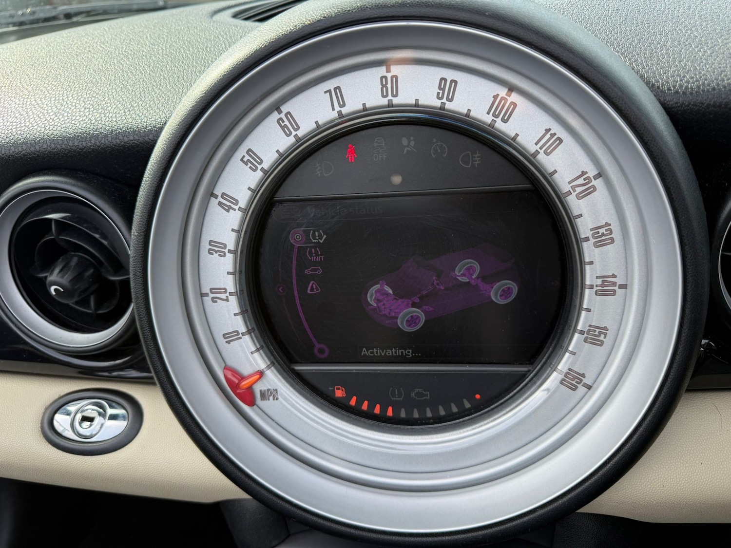 Used MINI Convertible 2011 for sale - 77980805: Photo 16