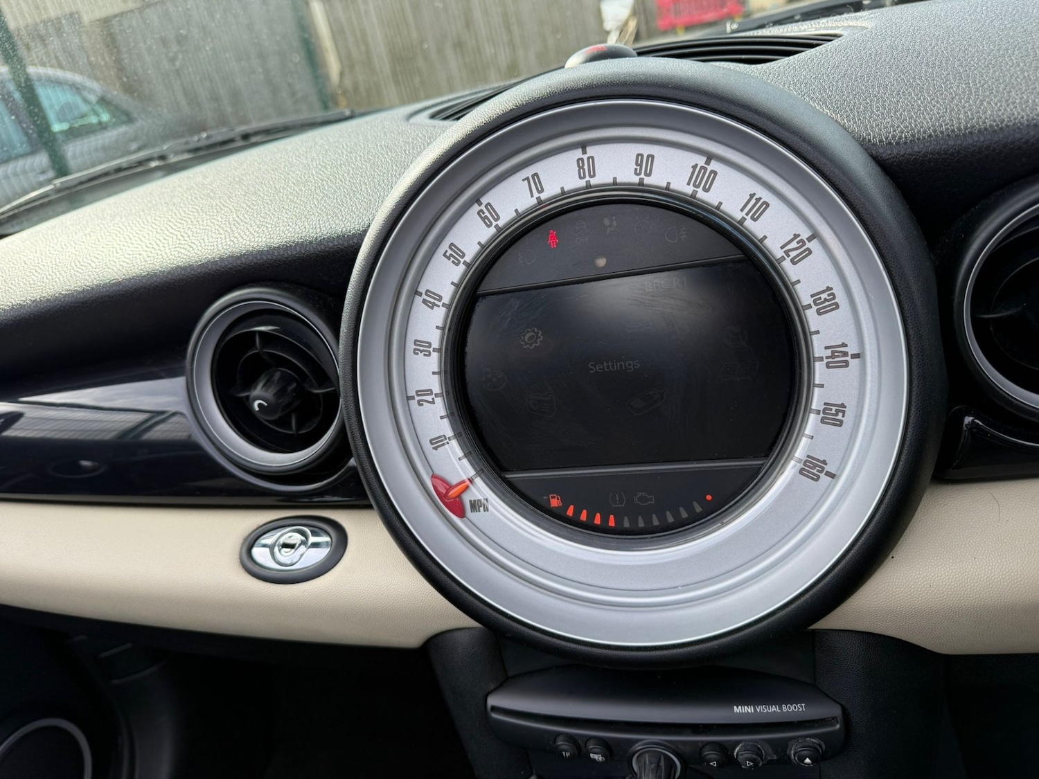 Used MINI Convertible 2011 for sale - 77980805: Photo 17