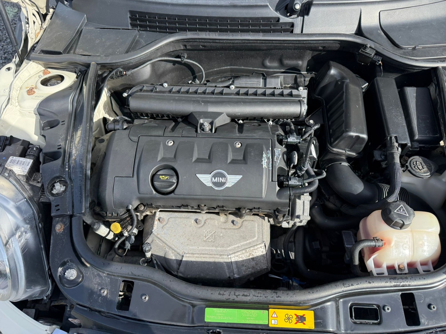 Used MINI Convertible 2011 for sale - 77980805: Photo 20