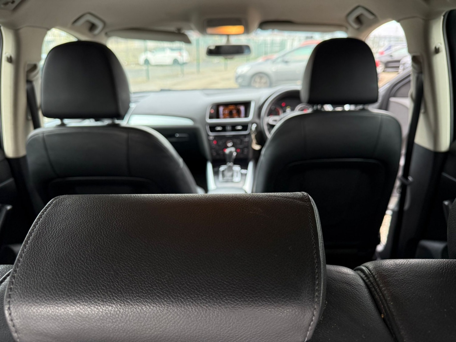 Used Audi Q5 2010 for sale - 76178043: Photo 9