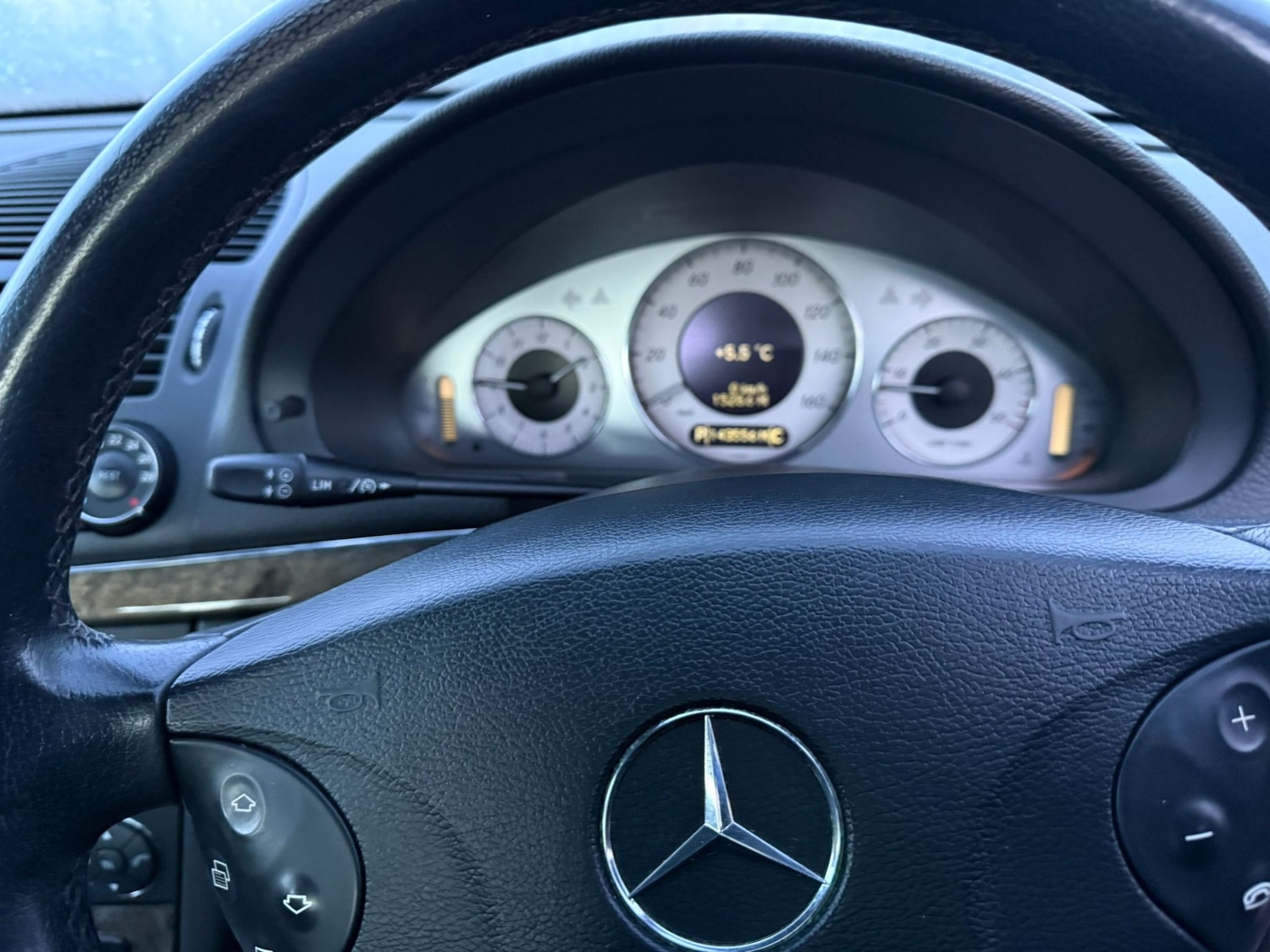 Used Mercedes-Benz E Class 2004 for sale - 77792668: Photo 15