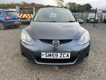 Used Mazda Mazda2 2010 for sale - 76177684: Photo 2