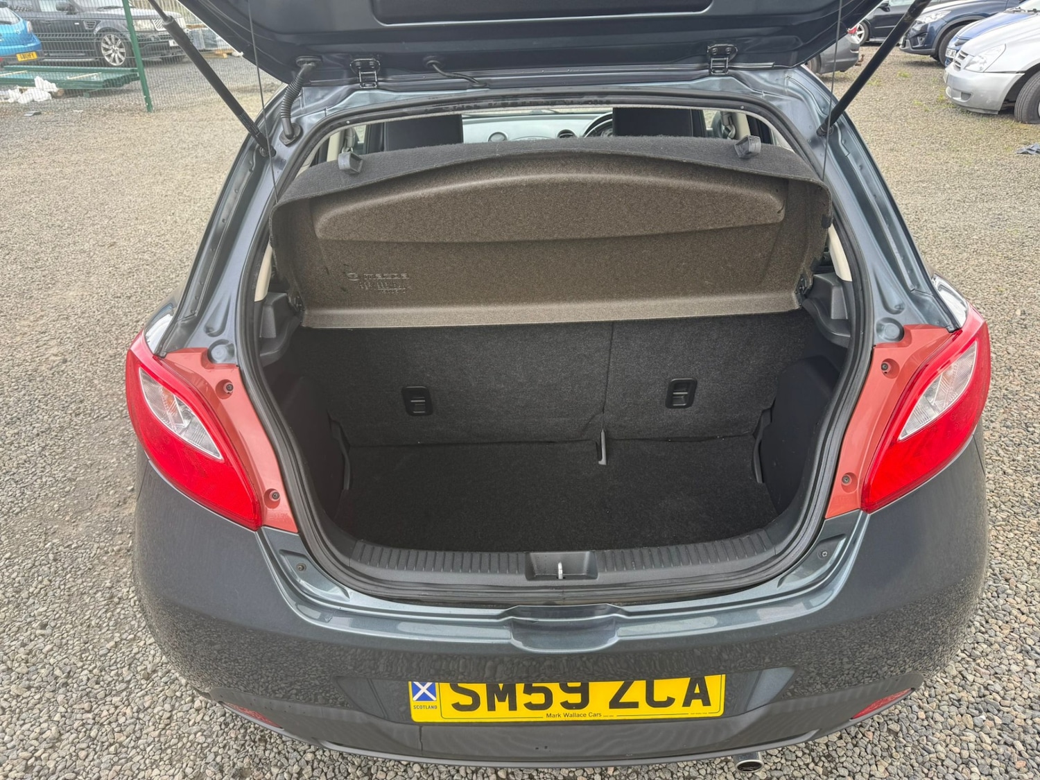 Used Mazda Mazda2 2010 for sale - 76177684: Photo 7