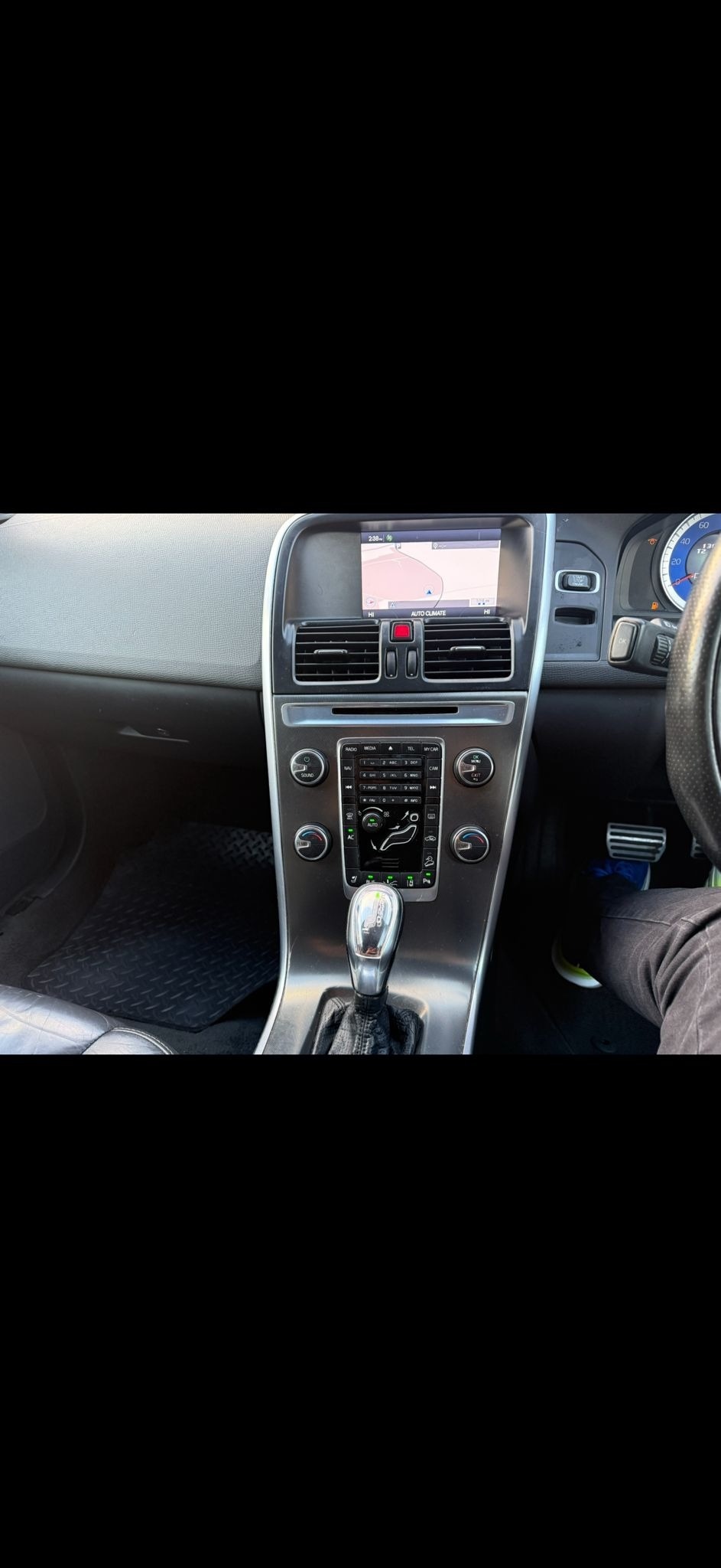 Used Volvo XC60 2012 for sale - 77744366: Photo 13