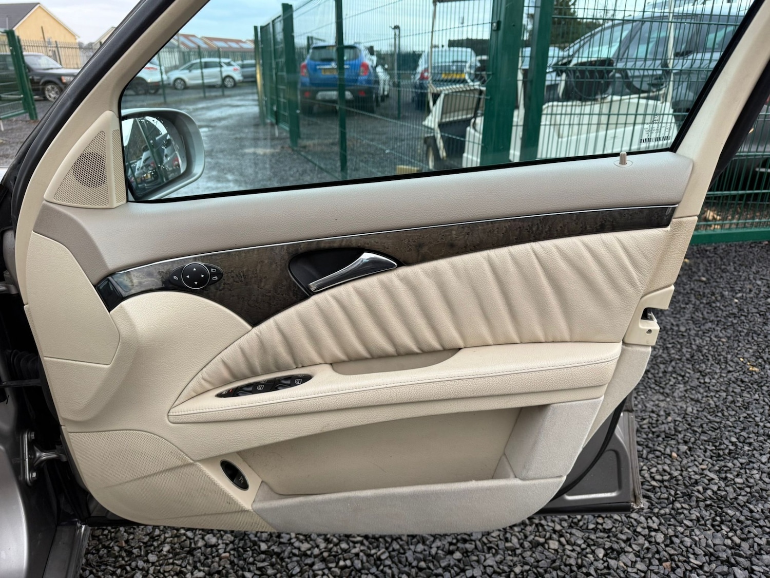 Used Mercedes-Benz E Class 2003 for sale - 77241997: Photo 14