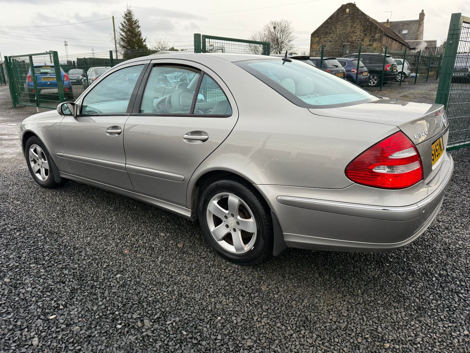 Used Mercedes-Benz E Class 2003 for sale - 77241997: Photo 6