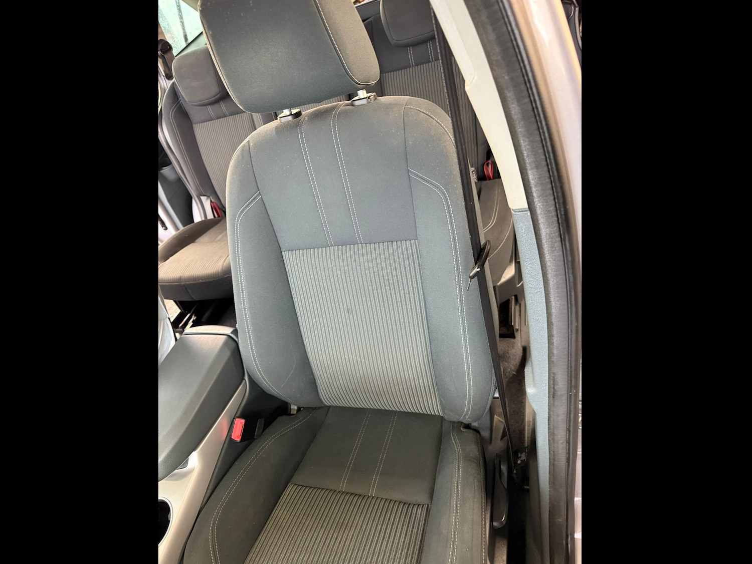 Used Ford Grand C-Max 2011 for sale - 77172903: Photo 16