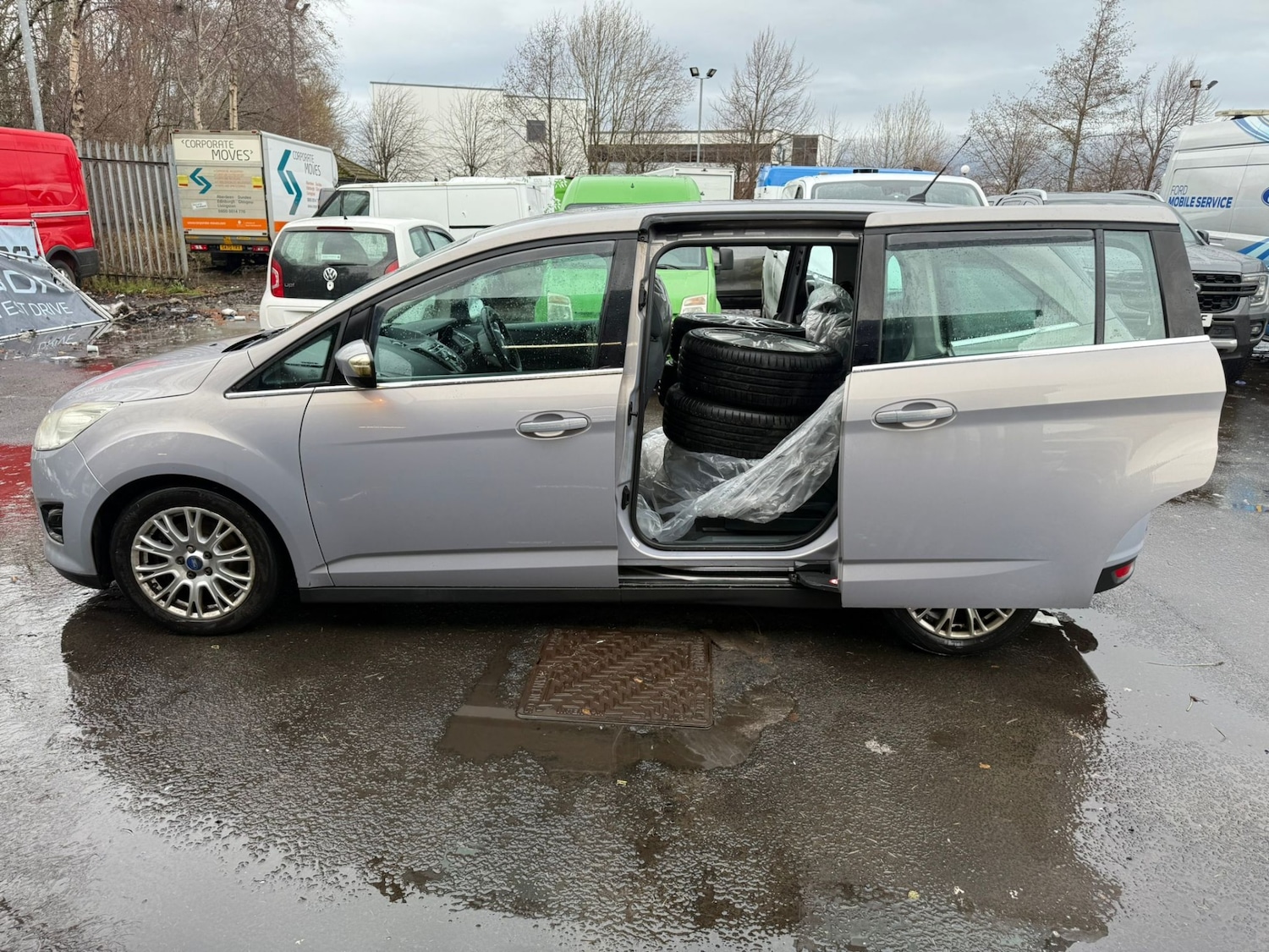 Used Ford Grand C-Max 2011 for sale - 77172903: Photo 7