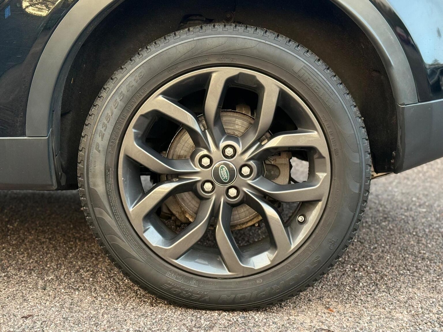 Used Land Rover Discovery Sport 2019 for sale - 77342689: Photo 18