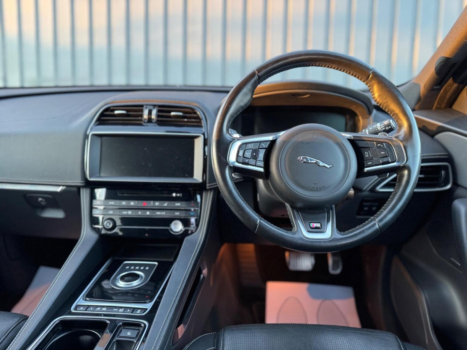 Used Jaguar F-Pace 2017 for sale - 77656292: Photo 15