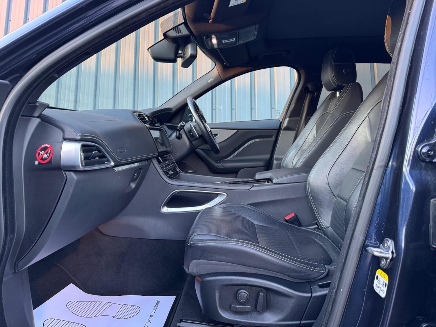 Used Jaguar F-Pace 2017 for sale - 77656292: Photo 16