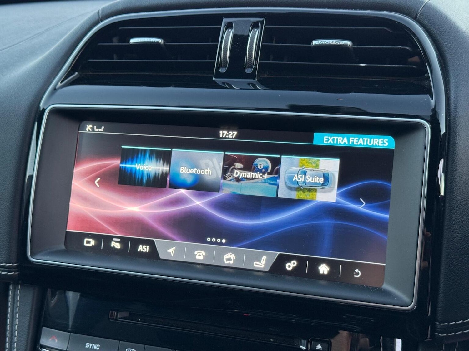 Used Jaguar F-Pace 2017 for sale - 77656292: Photo 29