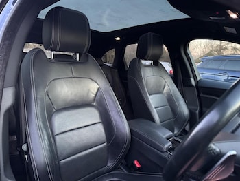 Used Jaguar F-Pace 2017 for sale - 77656292: Photo