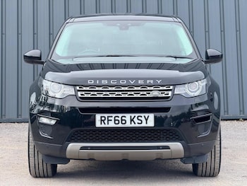 Used Land Rover Discovery Sport 2017 for sale - 78938246: Photo