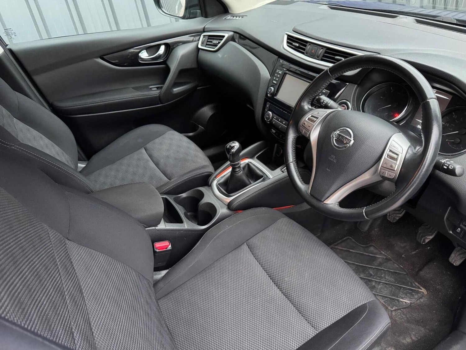 Used Nissan Qashqai 2017 for sale - 77207135: Photo 16