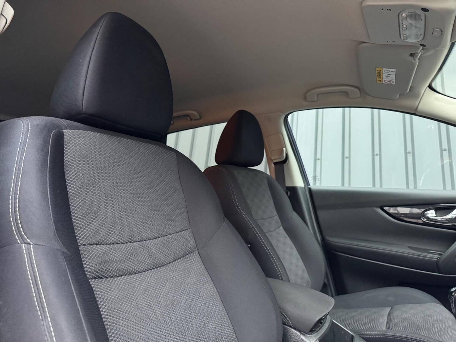 Used Nissan Qashqai 2017 for sale - 77207135: Photo 18