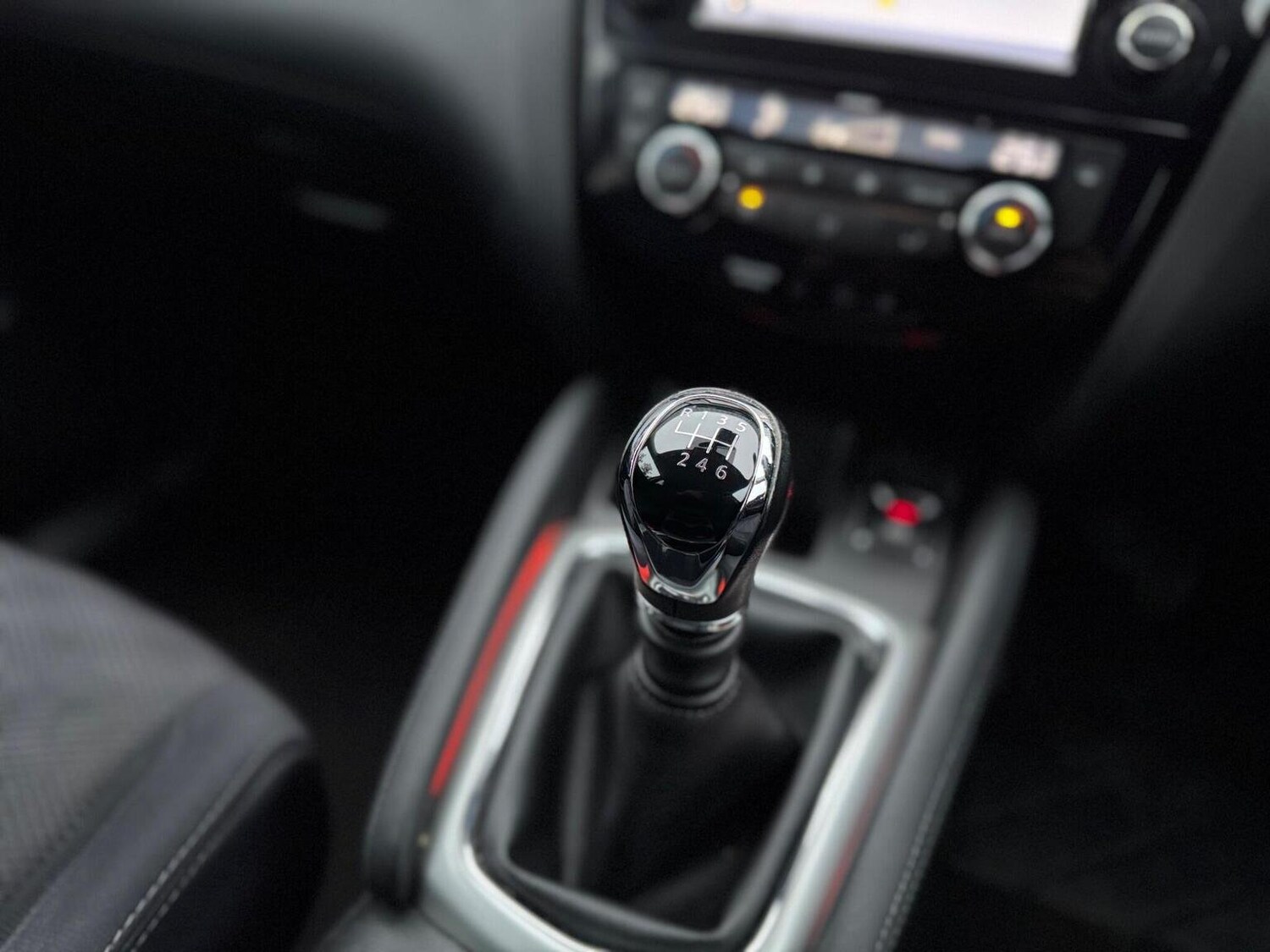 Used Nissan Qashqai 2017 for sale - 77207135: Photo 29