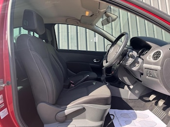 Used Renault Clio 2011 for sale - 79439291: Photo
