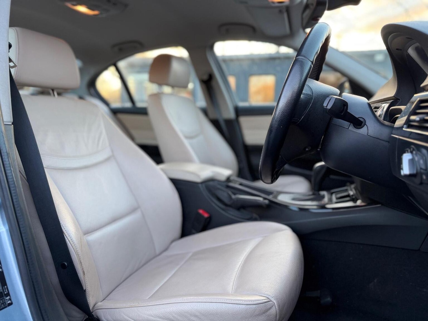 Used BMW 3 Series 2009 for sale - 78025785: Photo 2