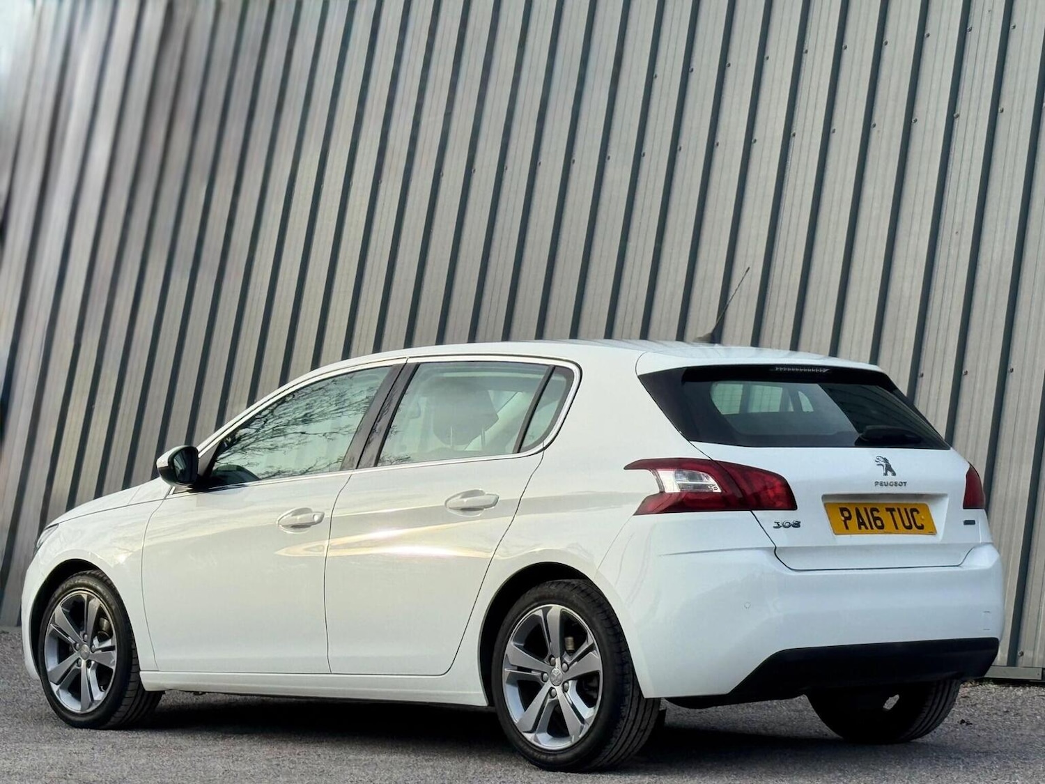 Used Peugeot 308 2017 for sale - 77558625: Photo 12