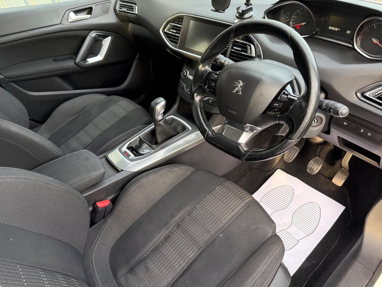 Used Peugeot 308 2017 for sale - 77558625: Photo 22