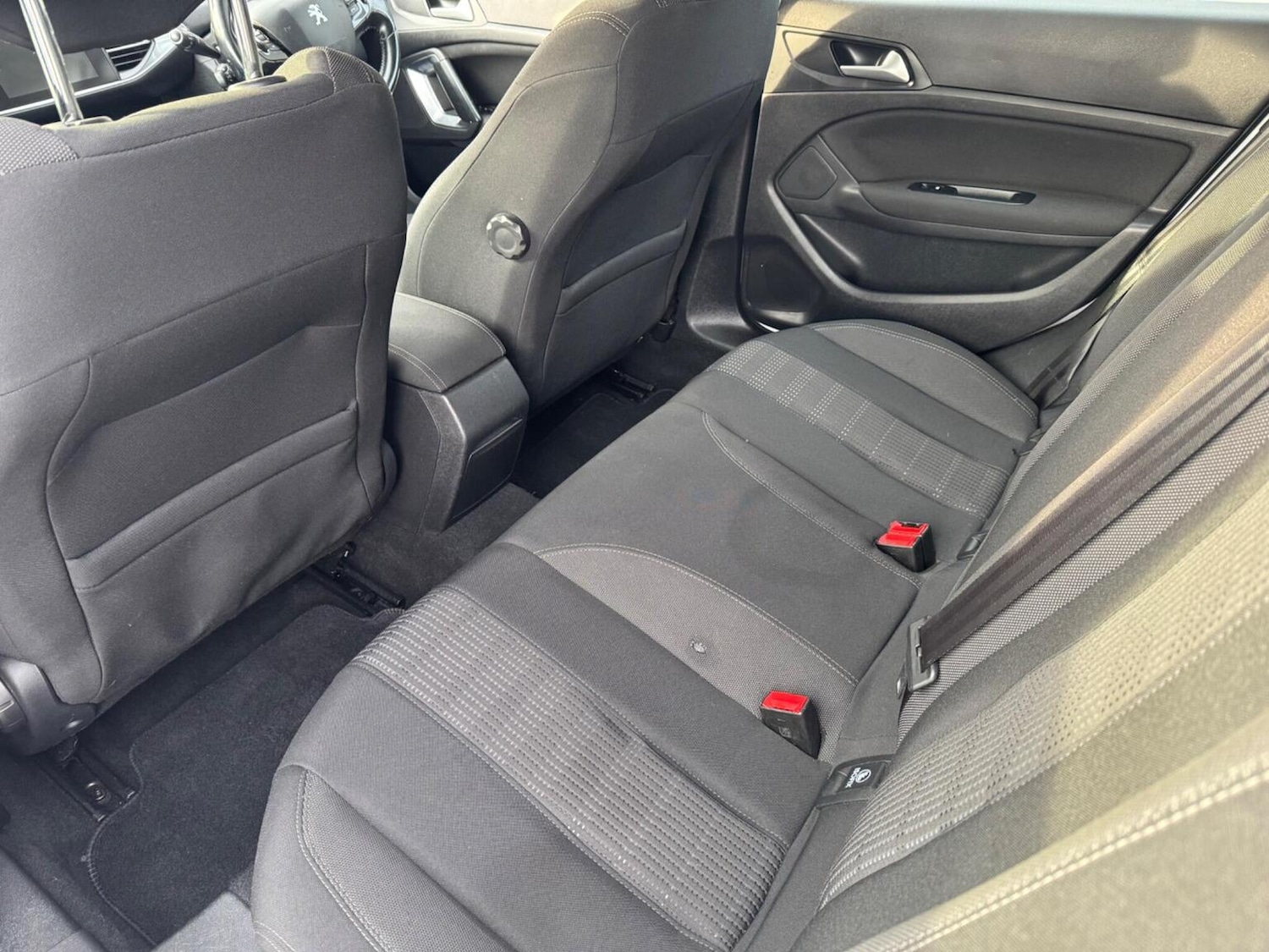 Used Peugeot 308 2017 for sale - 77558625: Photo 32