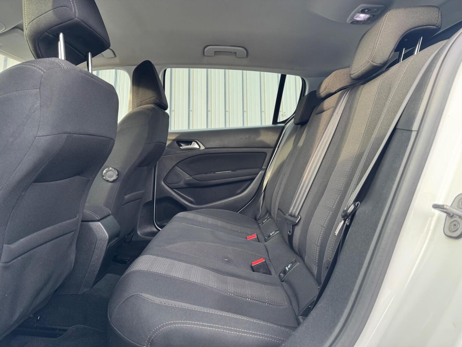 Used Peugeot 308 2017 for sale - 77558625: Photo 34