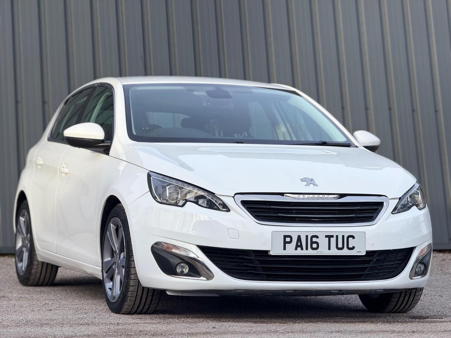 Used Peugeot 308 2017 for sale - 77558625: Photo 6