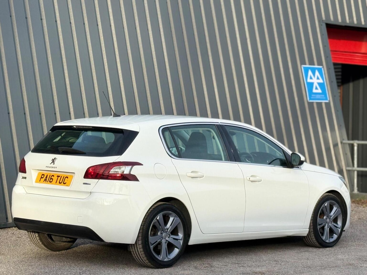 Used Peugeot 308 2017 for sale - 77558625: Photo 9