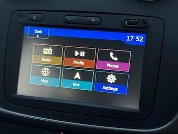 Used Dacia Sandero Stepway 2016 for sale - 77749886: Photo