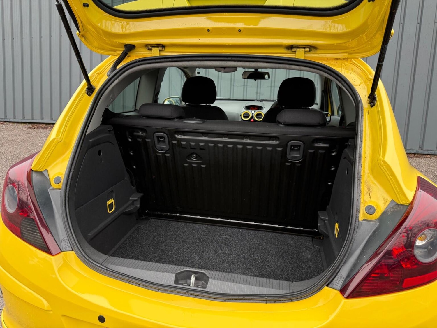 Used Vauxhall Corsa 2011 for sale - 77241873: Photo 10