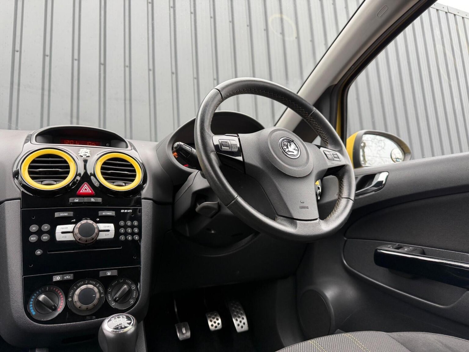 Used Vauxhall Corsa 2011 for sale - 77241873: Photo 22