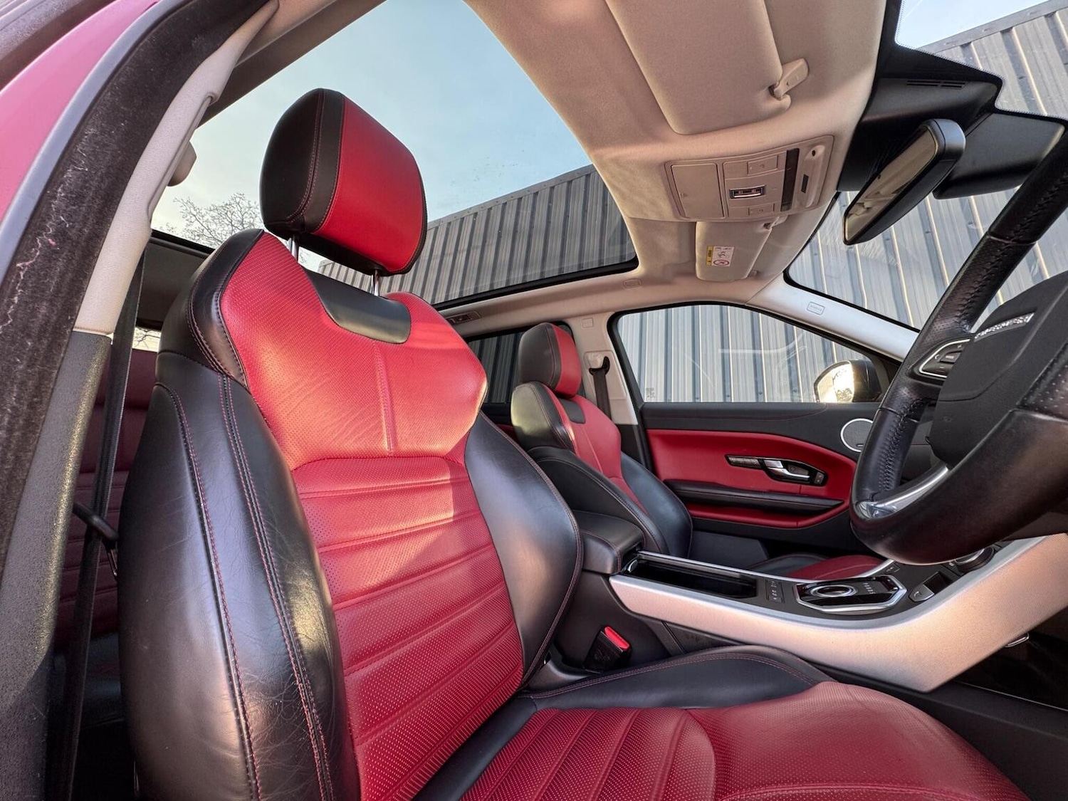 Used Land Rover Range Rover Evoque 2016 for sale - 78176053: Photo 2